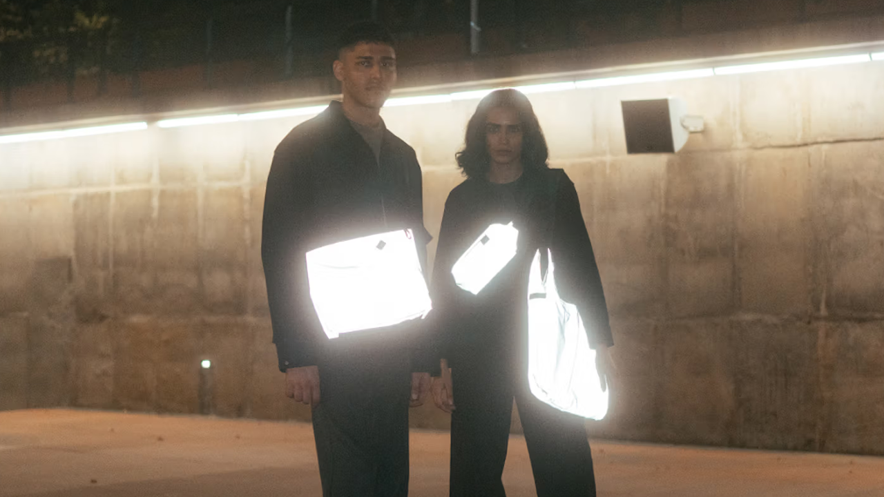 Winter-Wonder Accessories That Will Carry The Season For You